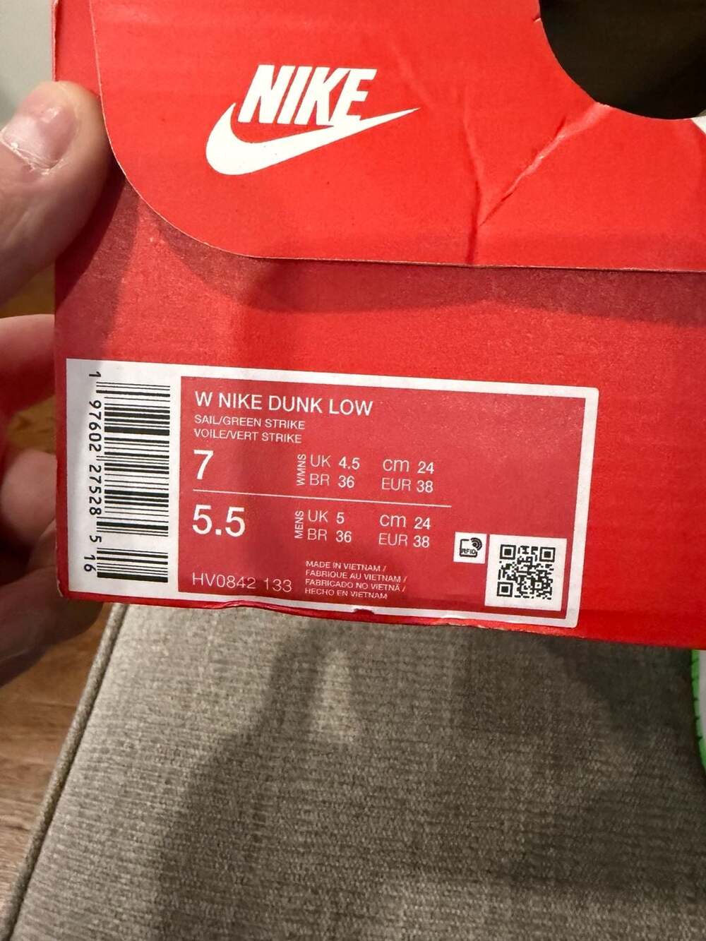 Nike Dunk Low Sail Green Strike Women's Size 7 - Picture 2 of 6